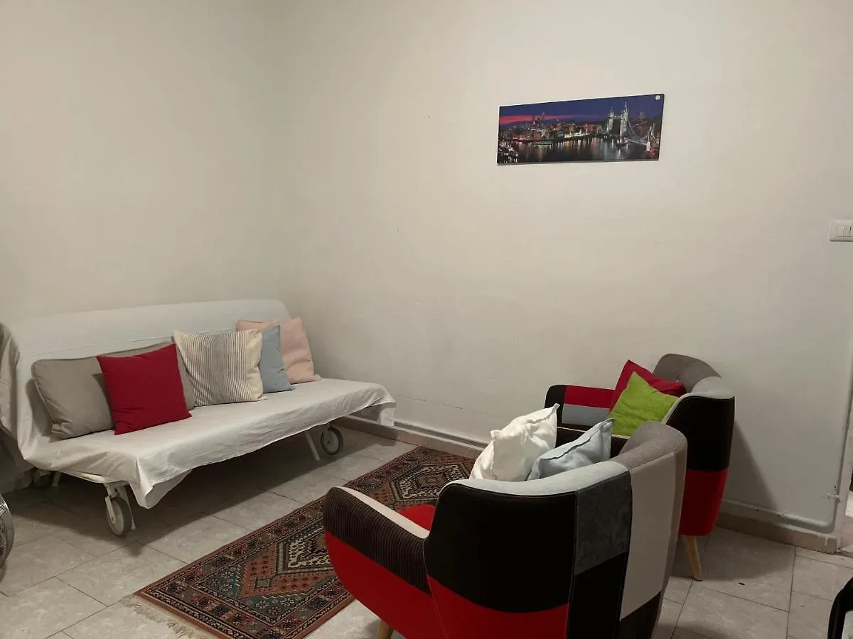 San Jacopino Simple Apartment Florence